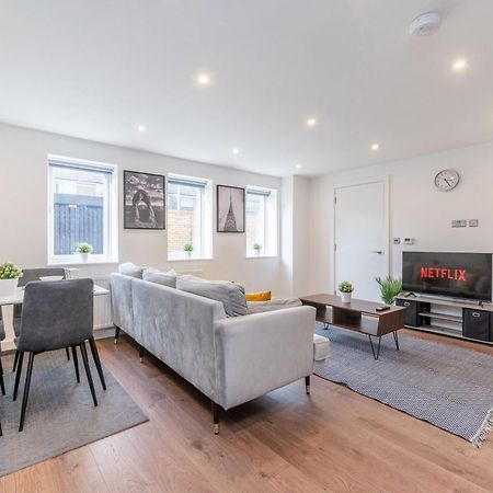 Modern London Home - 2 Bedrooms 2 Bath - Battersea, Vauxhall & Nine Elms Station מראה חיצוני תמונה