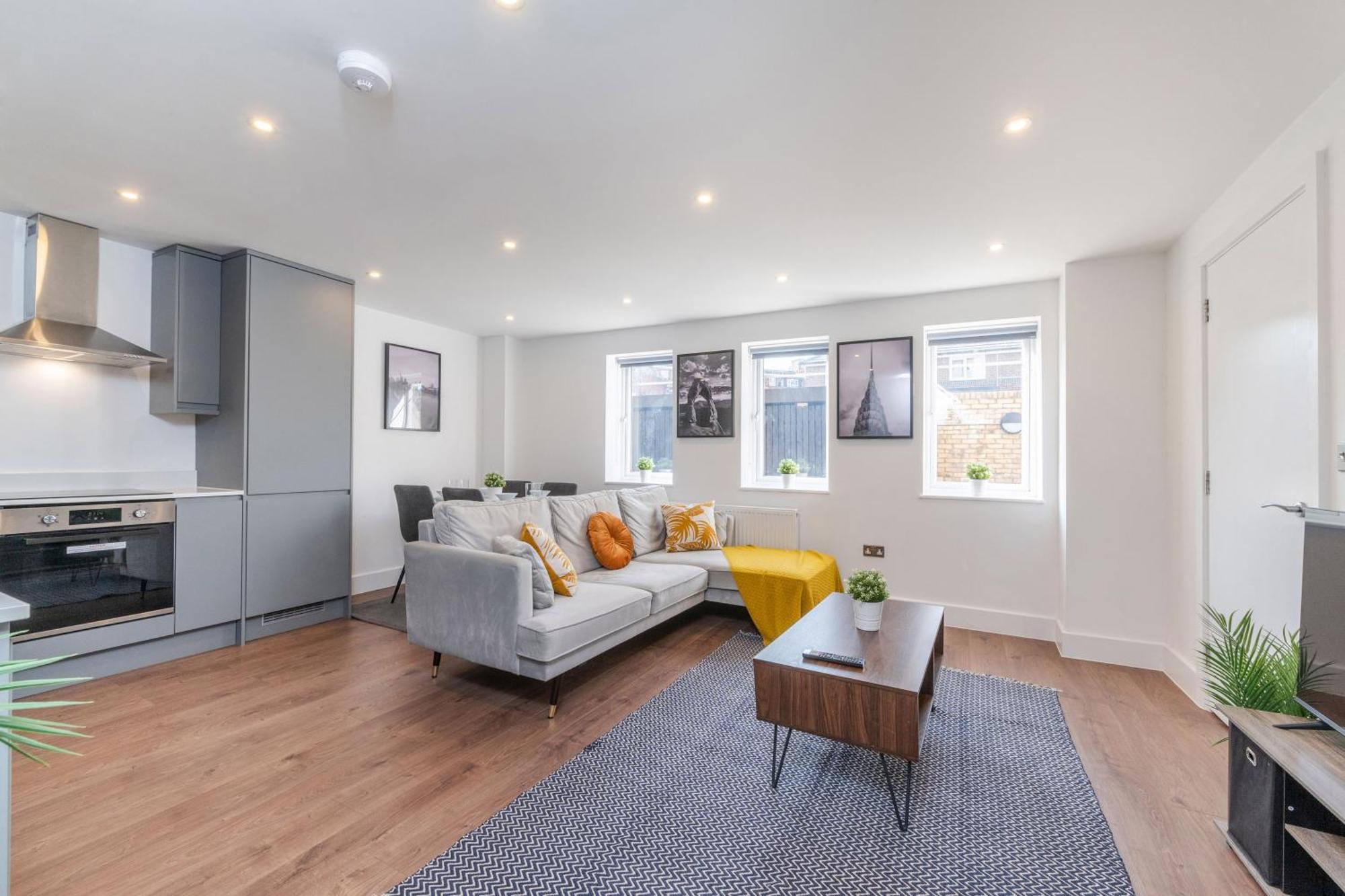 Modern London Home - 2 Bedrooms 2 Bath - Battersea, Vauxhall & Nine Elms Station מראה חיצוני תמונה